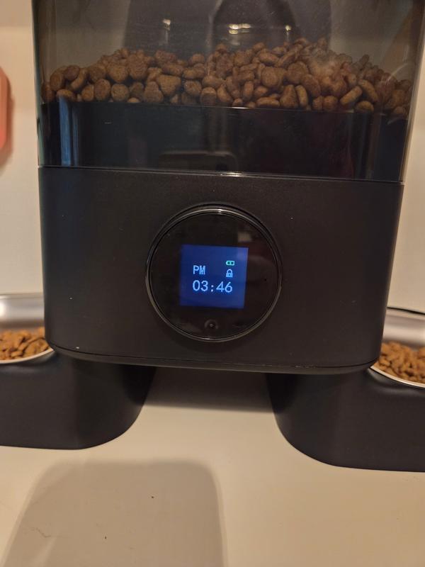 Easy to set up time and timer with digital display