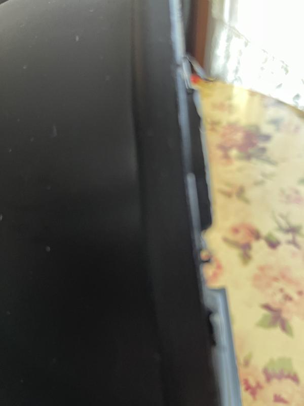 Bottom edges sharp