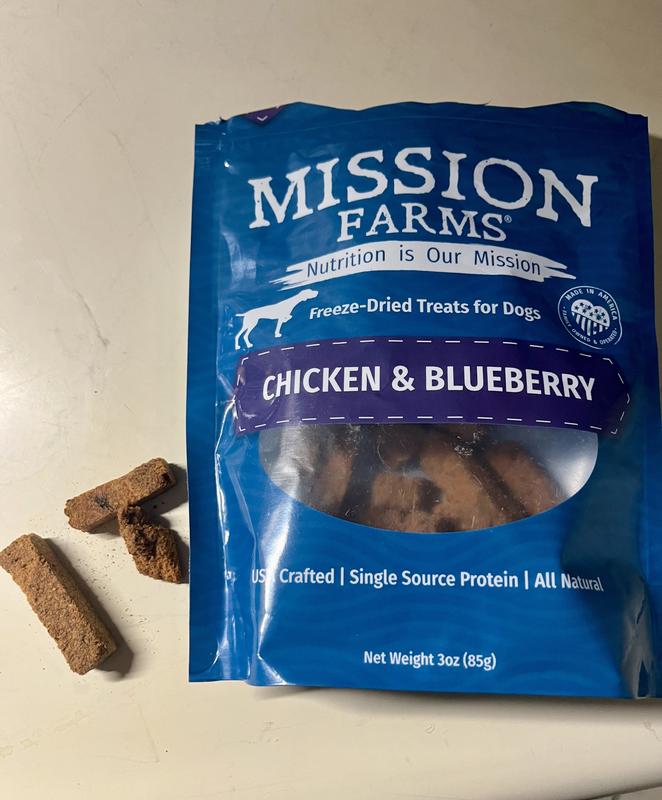 Front side and treat detail.