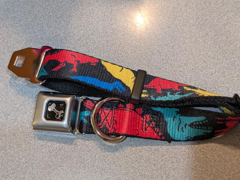 Appears must stronger than the normal plastic fasteners, looks like a seatbelt, fastens like a seatbelt.