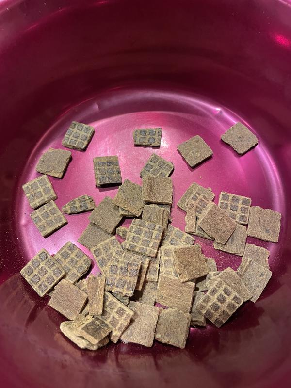 You can see the size/shape of the pieces