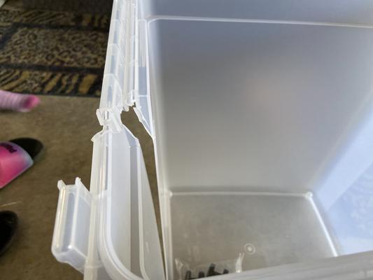 FRISCO Airtight Food Storage Container, Clear/Black, 12.75-qt