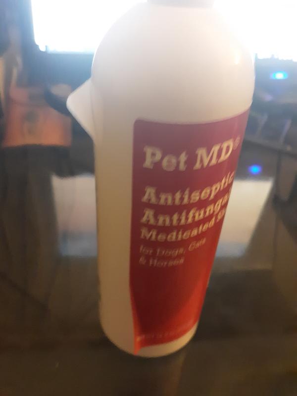 PET MD Antiseptic & Antifungal Medicated Dog, Cat & Horse Shampoo, 16
