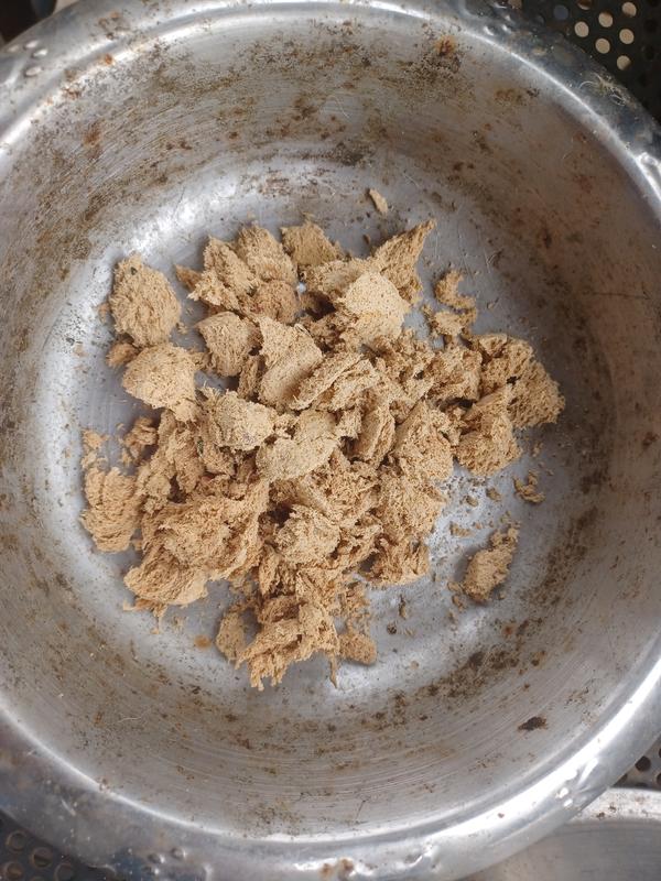 Crumbled slider before adding water