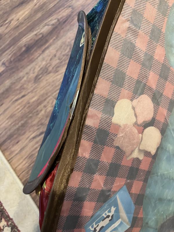 Side rail coming through the material