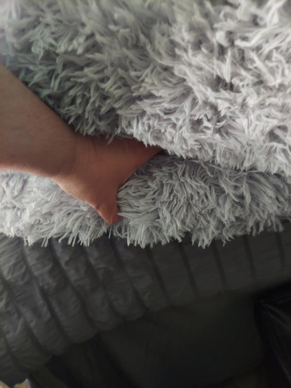 Thick memory foam base