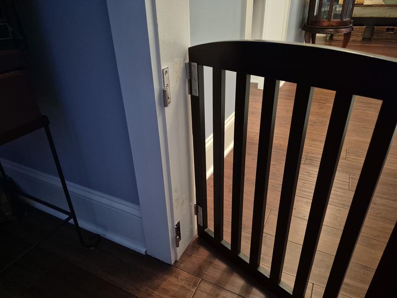 Lift off hinges for easy removal when the gate is not needed.