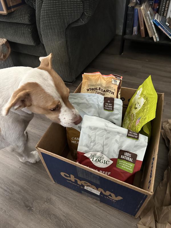 Jack checking out his latest delivery !!