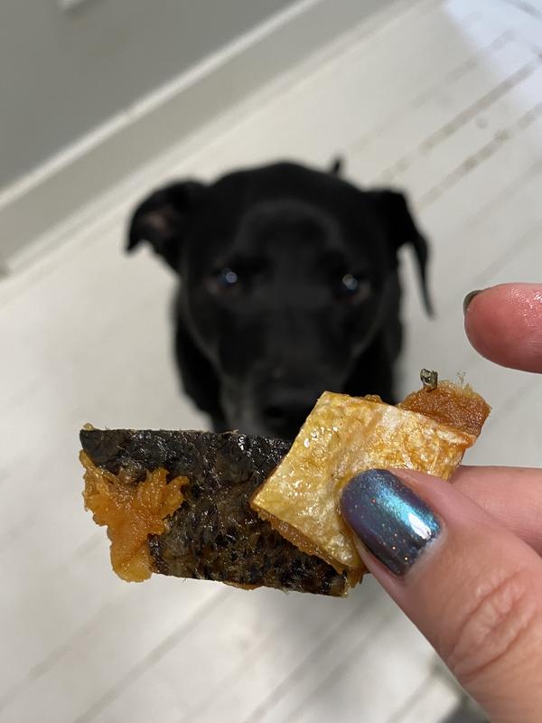 Smaller, broken pieces at the bottom of the bag can be a little oily. But great quality overall!