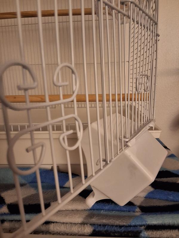 Doors not compatible for opening up.