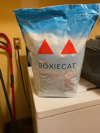 Boxie Cat lightweight Extra Strength unscented clumping cat litter
