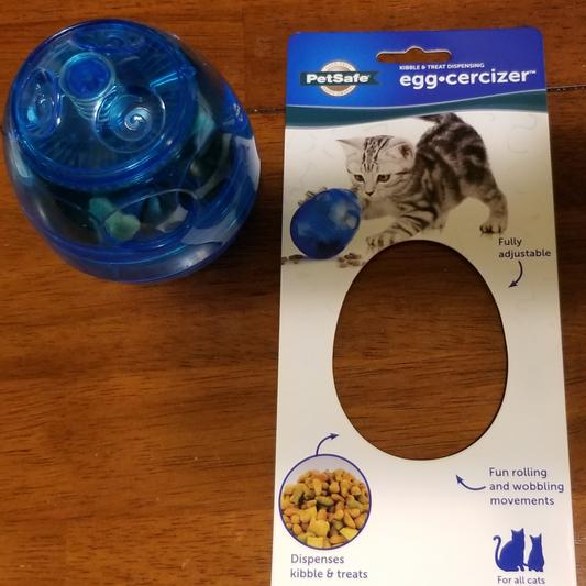 PetSafe Funkitty Fishbowl Treat Toy, Interactive Food Dispenser, Activity  Snack Ball for Cats of All Ages