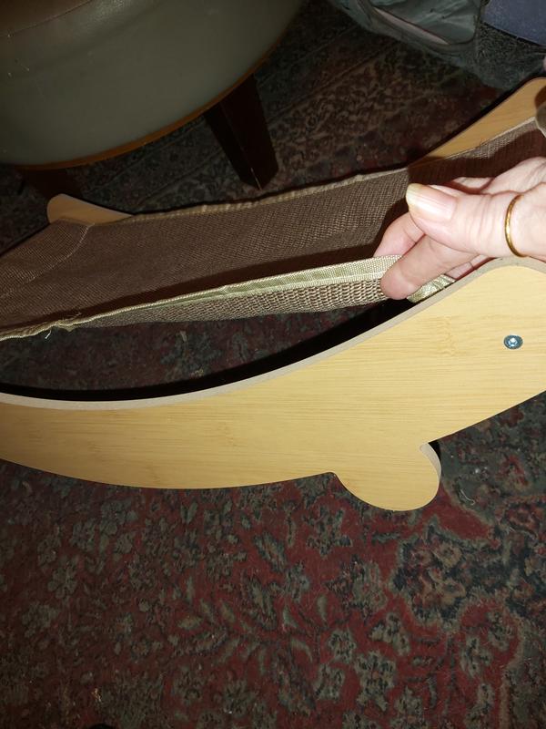 Deceptive photo in advertisement