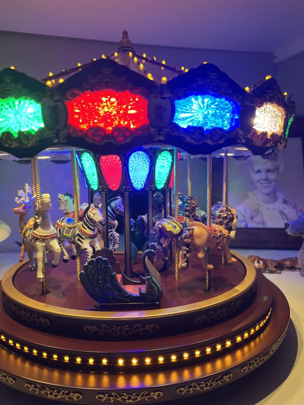 Vintage 2024 90s Mr. Christmas Carousel Light Display