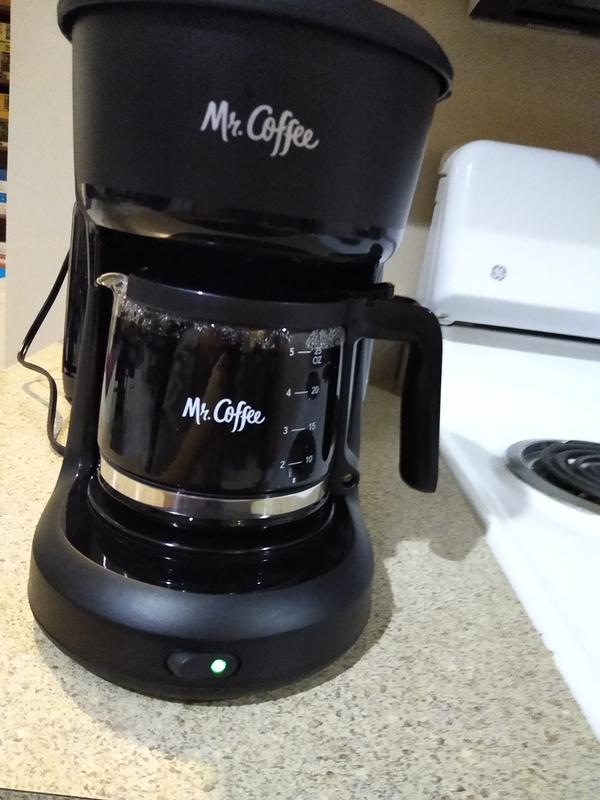 Mr. Coffee 5-Cup Mini Brew Switch Coffee Maker for Sale in San Antonio, TX  - OfferUp