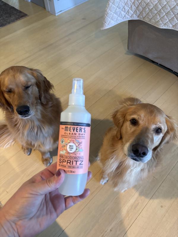 White Peach Dog Deodorizing Spritz – Mrs. Meyer's Clean Day