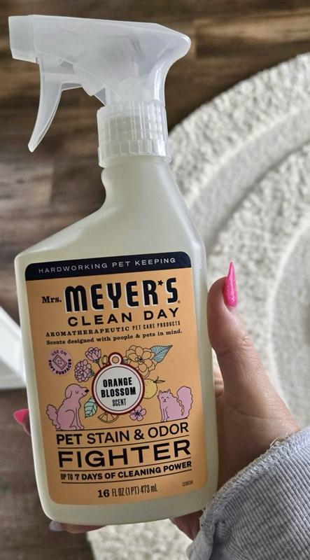Orange Blossom Pet Multi-Surface Cleaner – Mrs. Meyer's Clean Day