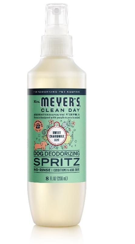 Sweet Chamomile Dog Deodorizing Spritz – Mrs. Meyer's Clean Day