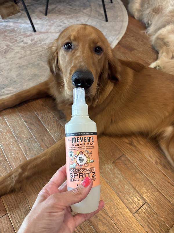 White Peach Dog Deodorizing Spritz – Mrs. Meyer's Clean Day
