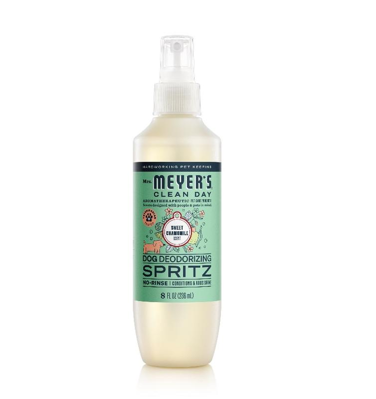 Sweet Chamomile Dog Deodorizing Spritz – Mrs. Meyer's Clean Day