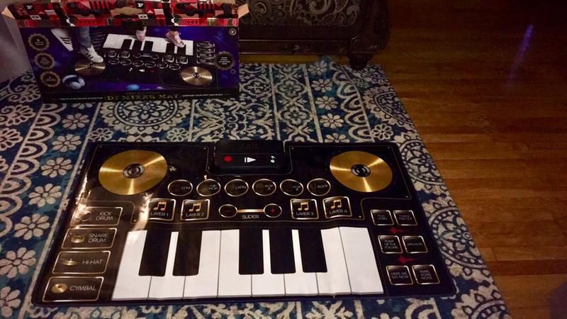 So many features, it’s huge & so much fun!!