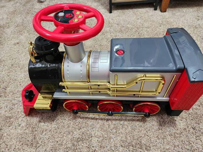 FAO Schwarz Ride On Train with Tracks Ages 5 Bloomingdale s