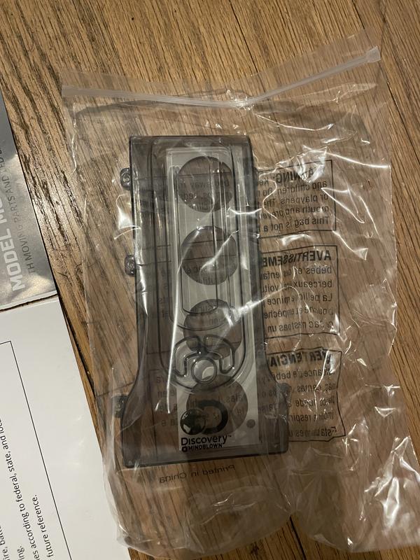 unlabeled parts, these two dont even go together