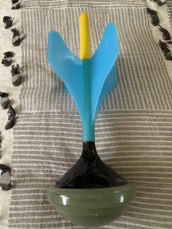 Blue lawn darts
