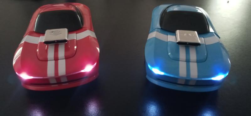 Has front lights and red brake lights in the back