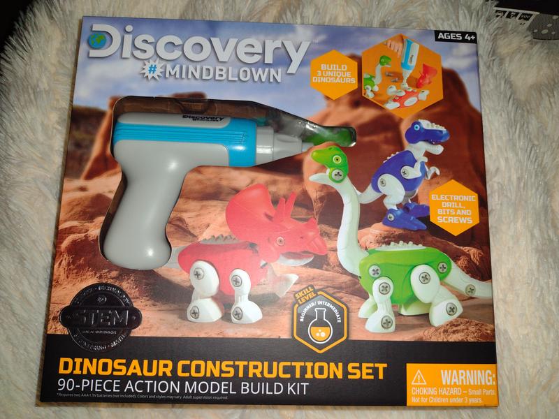 Awesome dinosaur kit