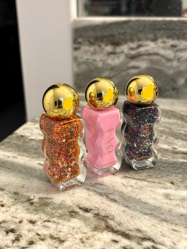 Customer photo for "Fun gift idea for young fashionista"