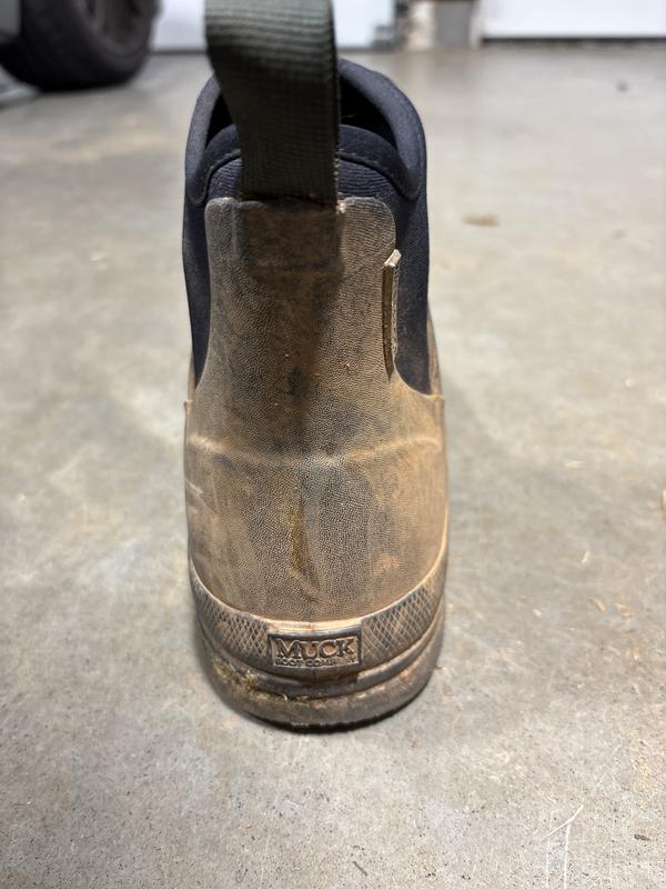 The back has not separated and started leaking.