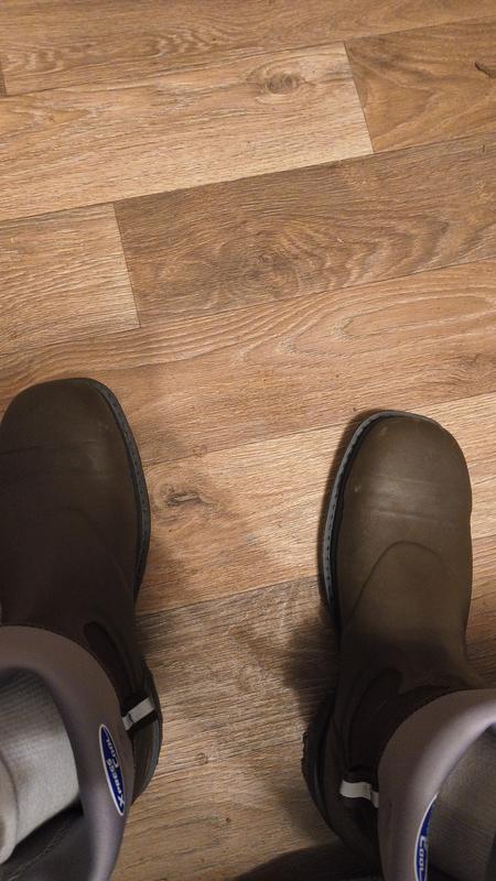 Customer carousel item 1.