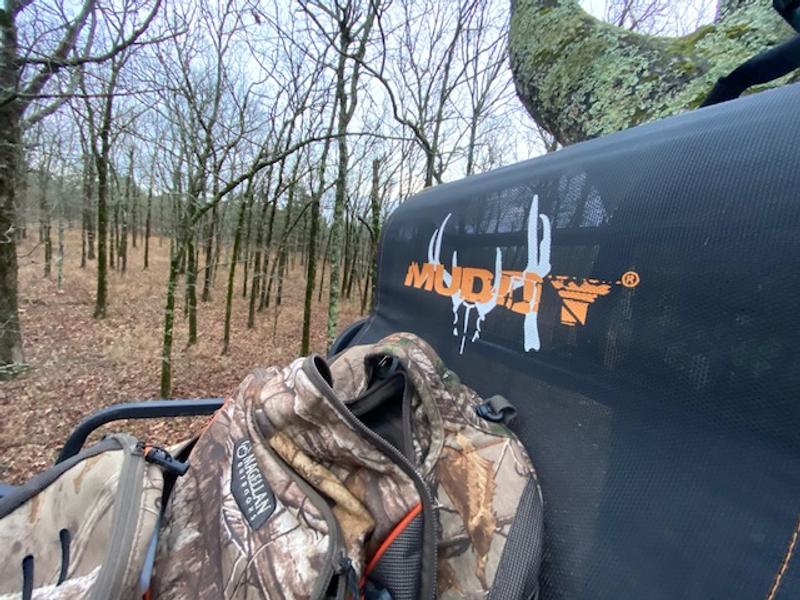 Awesome sit for 1 person. Can have all your gear and then some