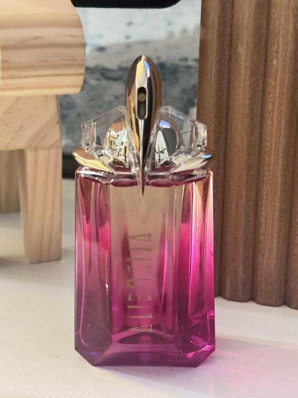 Review Thumbnail Image 0 385635038