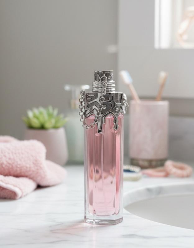 Discover Mugler Womanity Perfume| Mugler Official Site