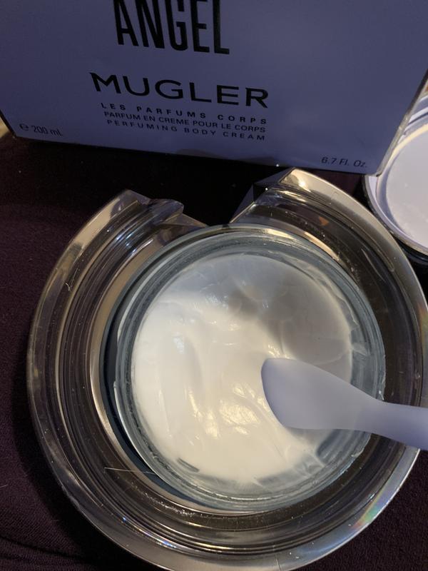 Love 💕 this scent