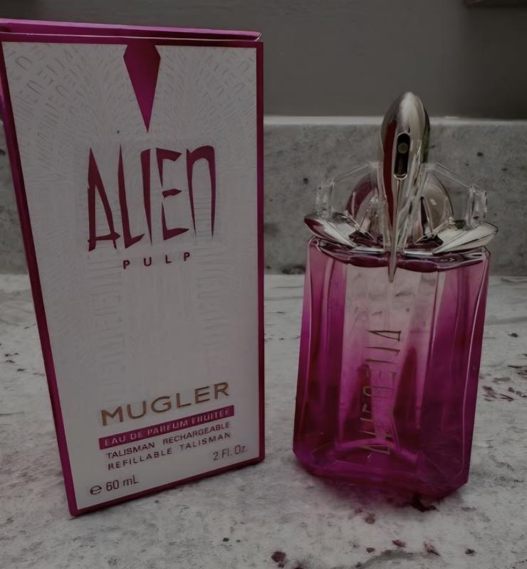 Customer carousel item 3.