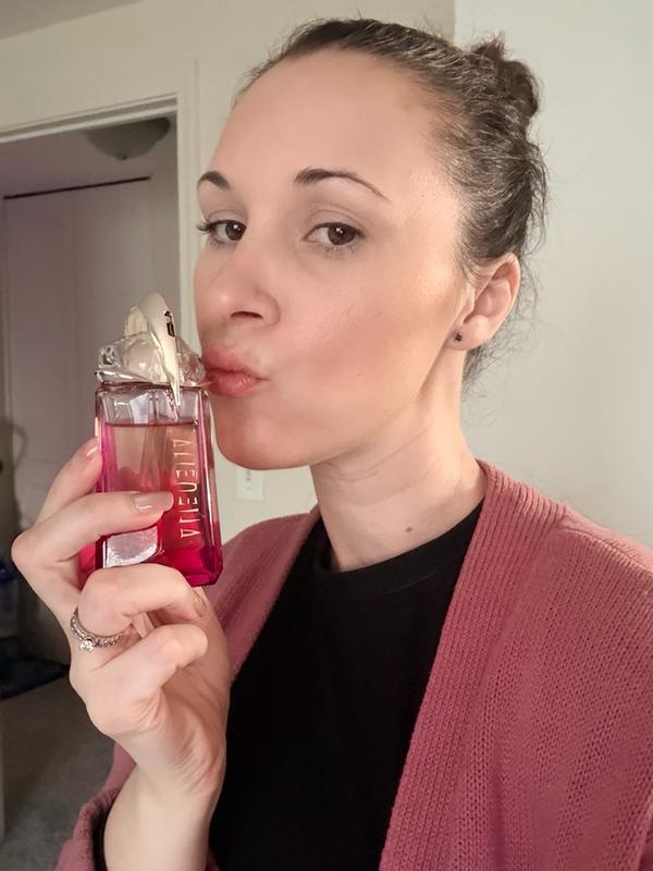 Customer carousel item 2.