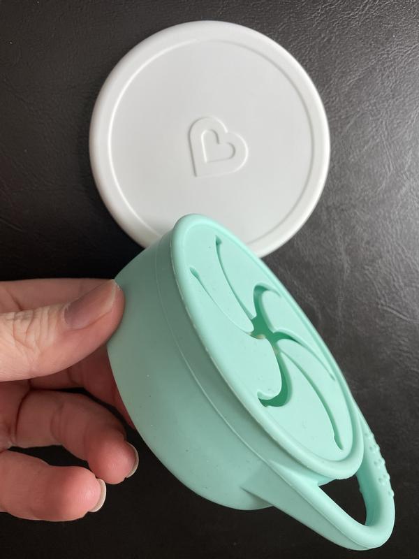 C'est Silicone!™ Snack Catcher with Lid