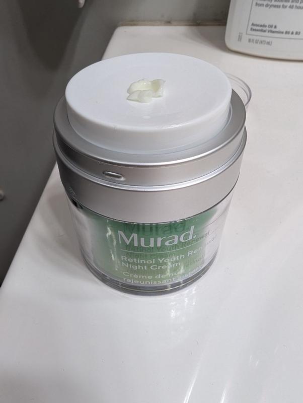 Customer photo for "Nice dispenser, not irritating"