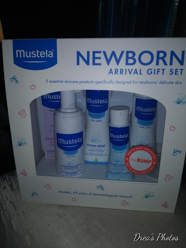 Mustela® Newborn Arrival Gift Set Nordstrom