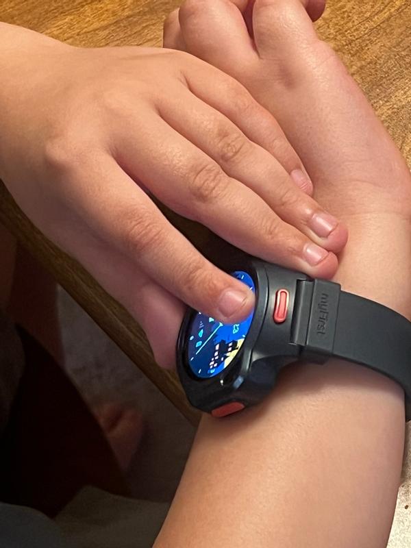 Customer photo for "Sleek design and good for kids"