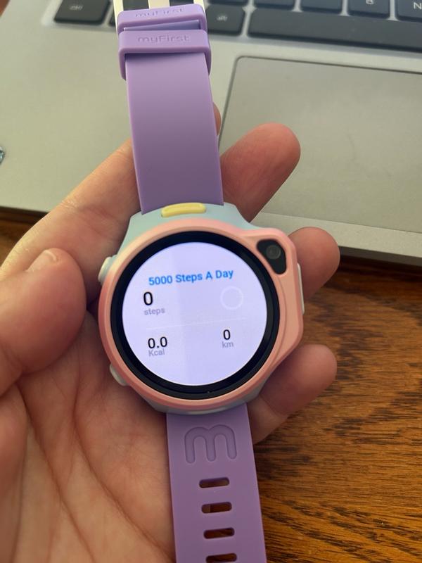 Customer photo for "Good starter smart watch"
