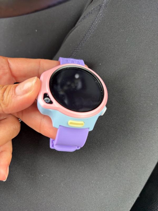 Customer photo for "If you don’t put a SIM card with a phone line in the watch, it won’t work.r"