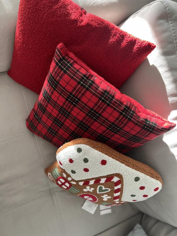 Holiday Pillow 3-pc Set – Gingerbread House and Plaid Squares