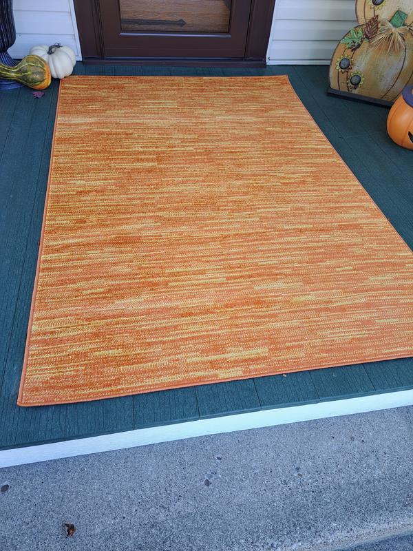 Nourison Home Essentials 2 X 20 (ft) Sunburst Indoor/Outdoor Solid ...