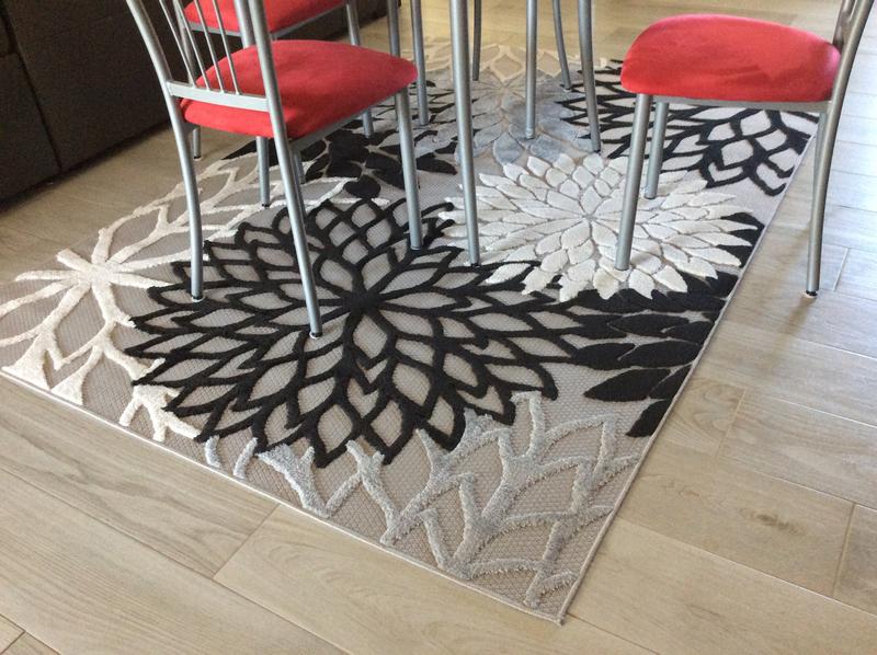 Aloha Black White Indoor/Outdoor Floral Rug, ALH05 | Nourison