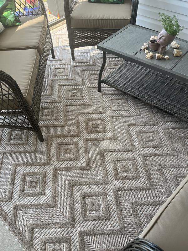 Captures the natural vibe on the patio