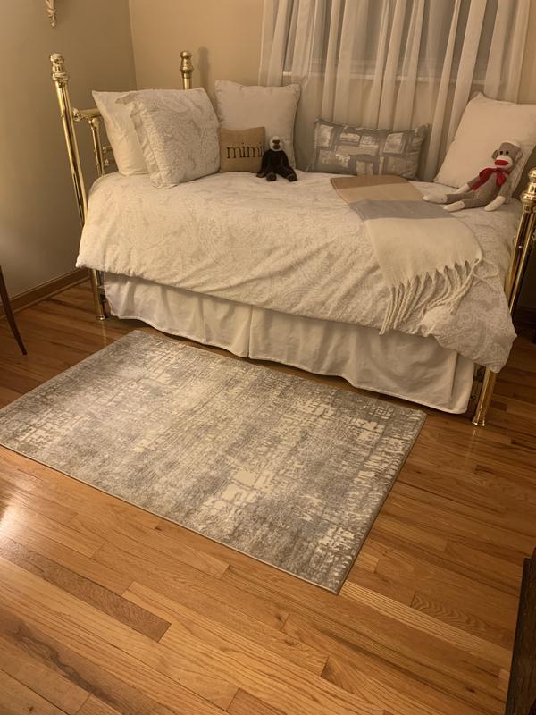 Bedroom rug